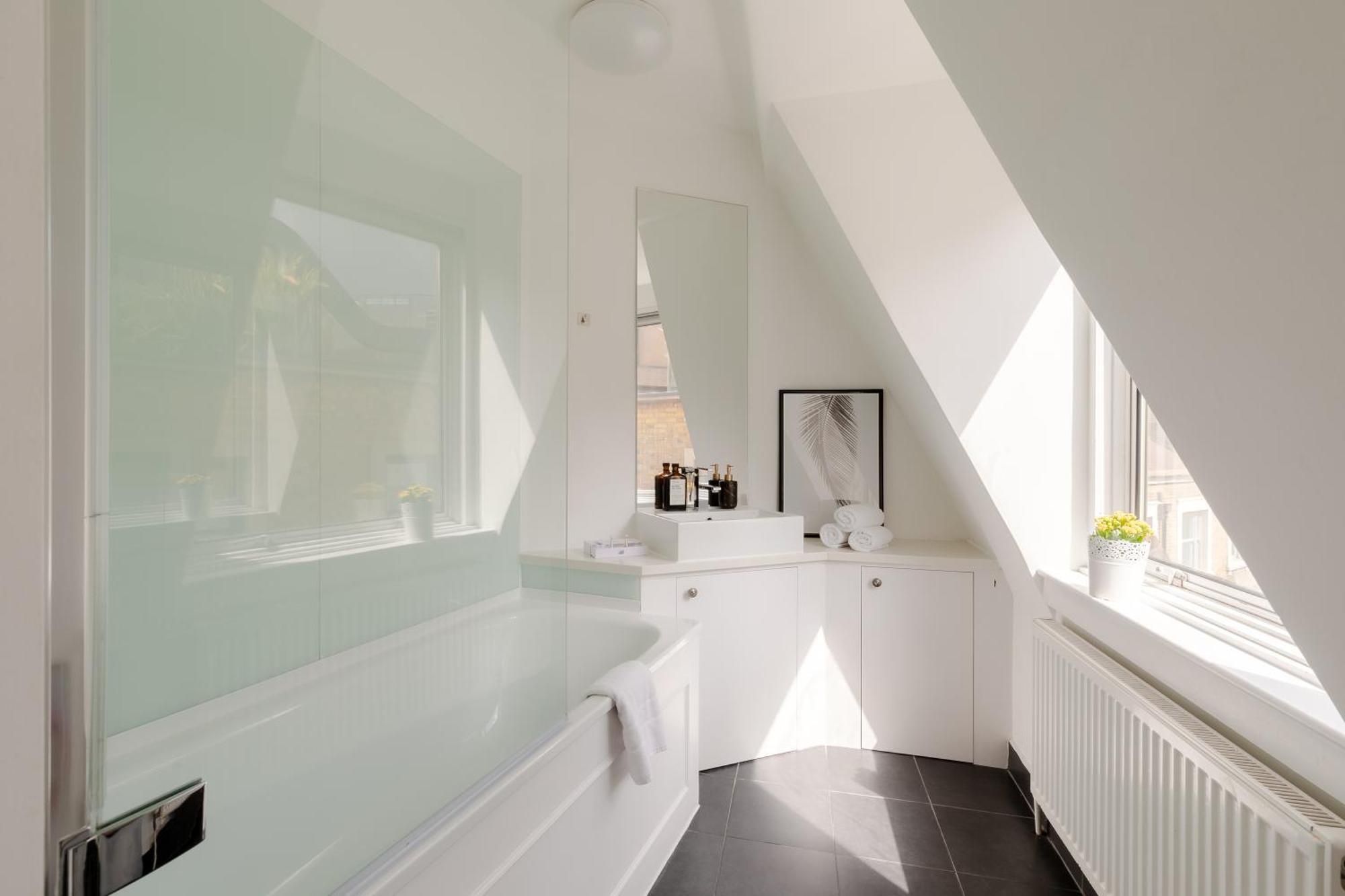 Апартаменты Rare Find Off Oxford St! Soho 5Bed Design House For Xxl Groups Лондон Экстерьер фото