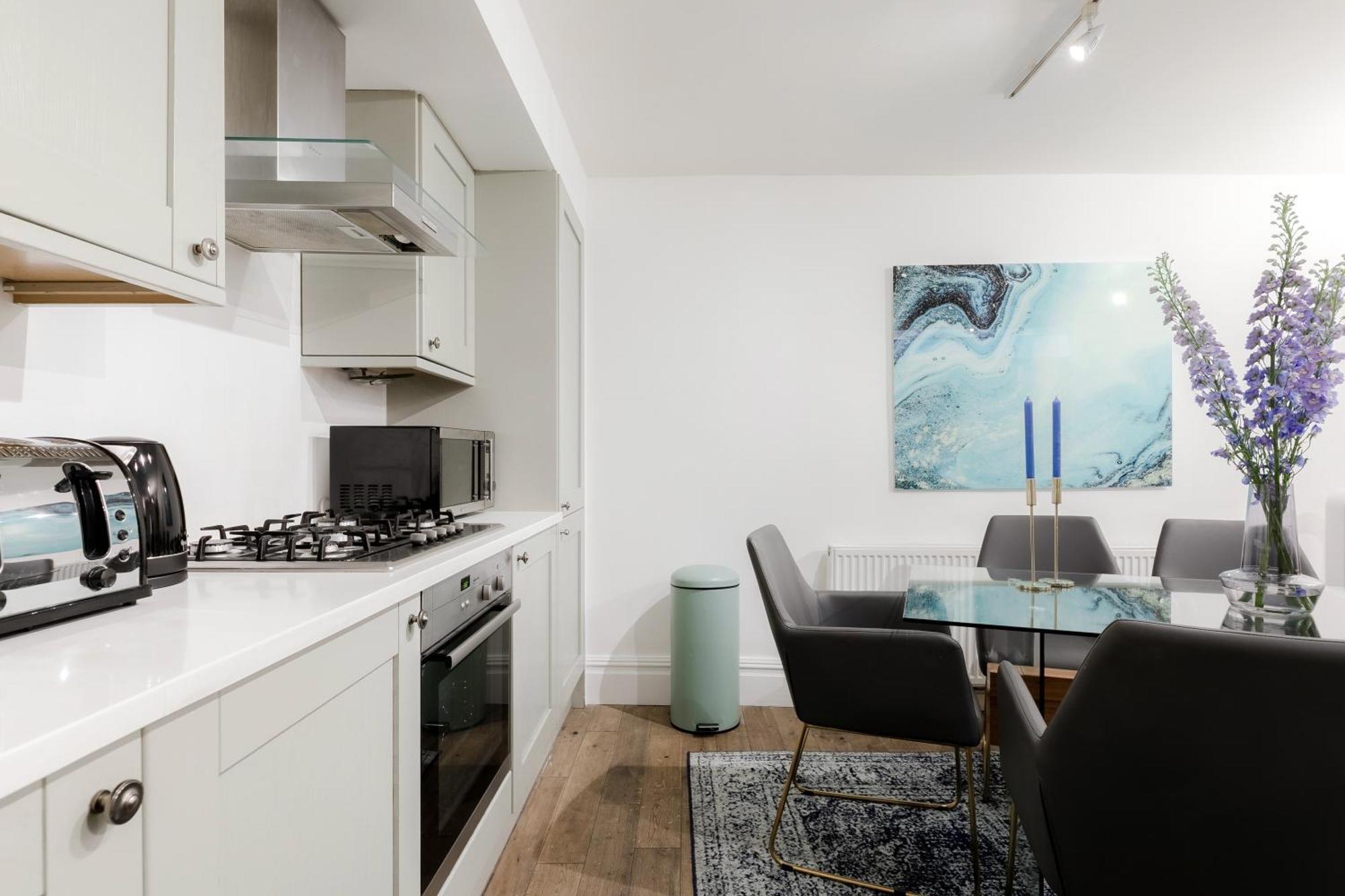 Апартаменты Rare Find Off Oxford St! Soho 5Bed Design House For Xxl Groups Лондон Экстерьер фото